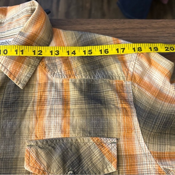 Columbia Lightweight Cotton Plaid Shirt - Picture 12 of 15